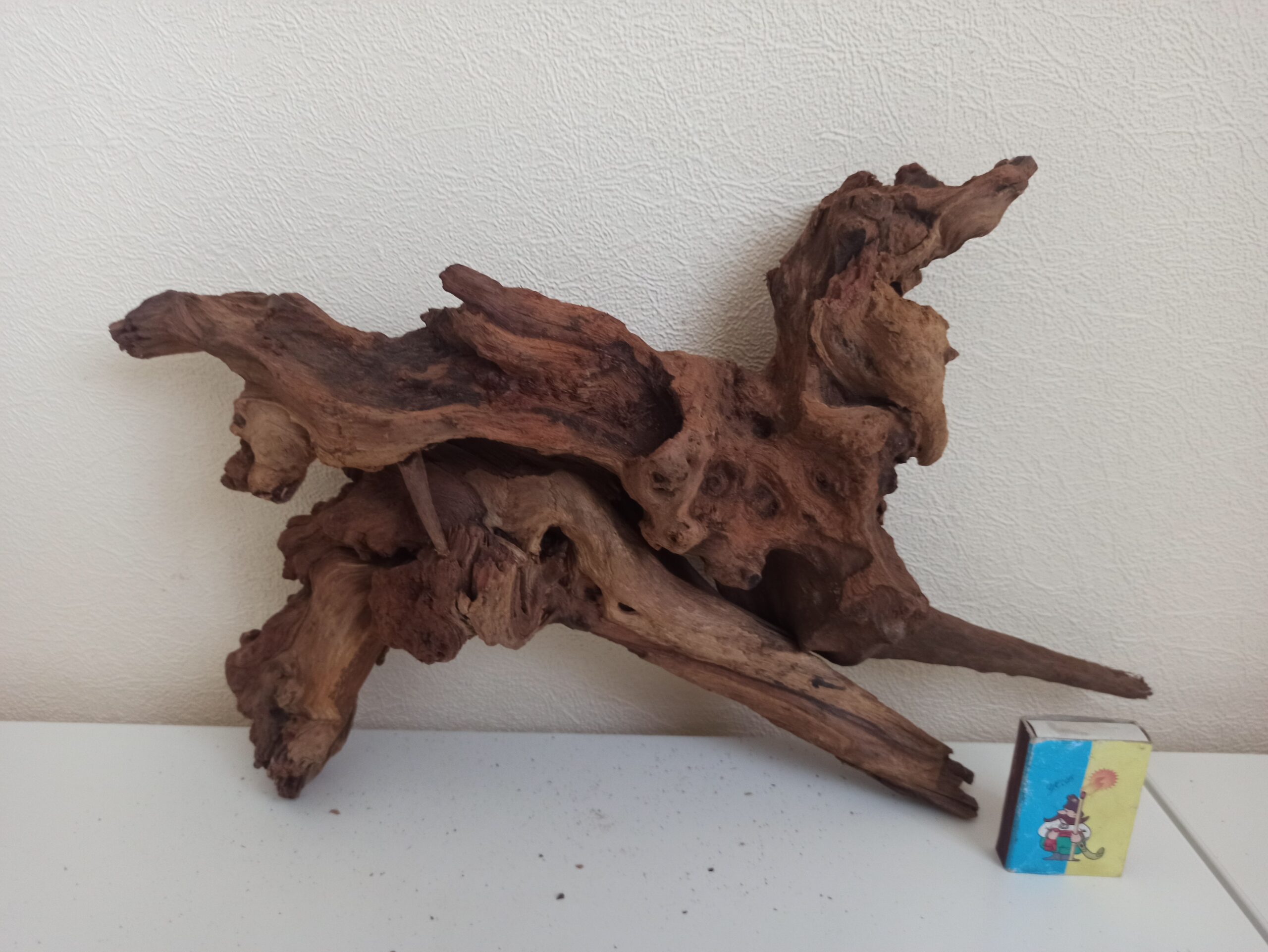 Композиція з коряг для акваріума #6. Кораловий корінь. Ціна 755 грн.