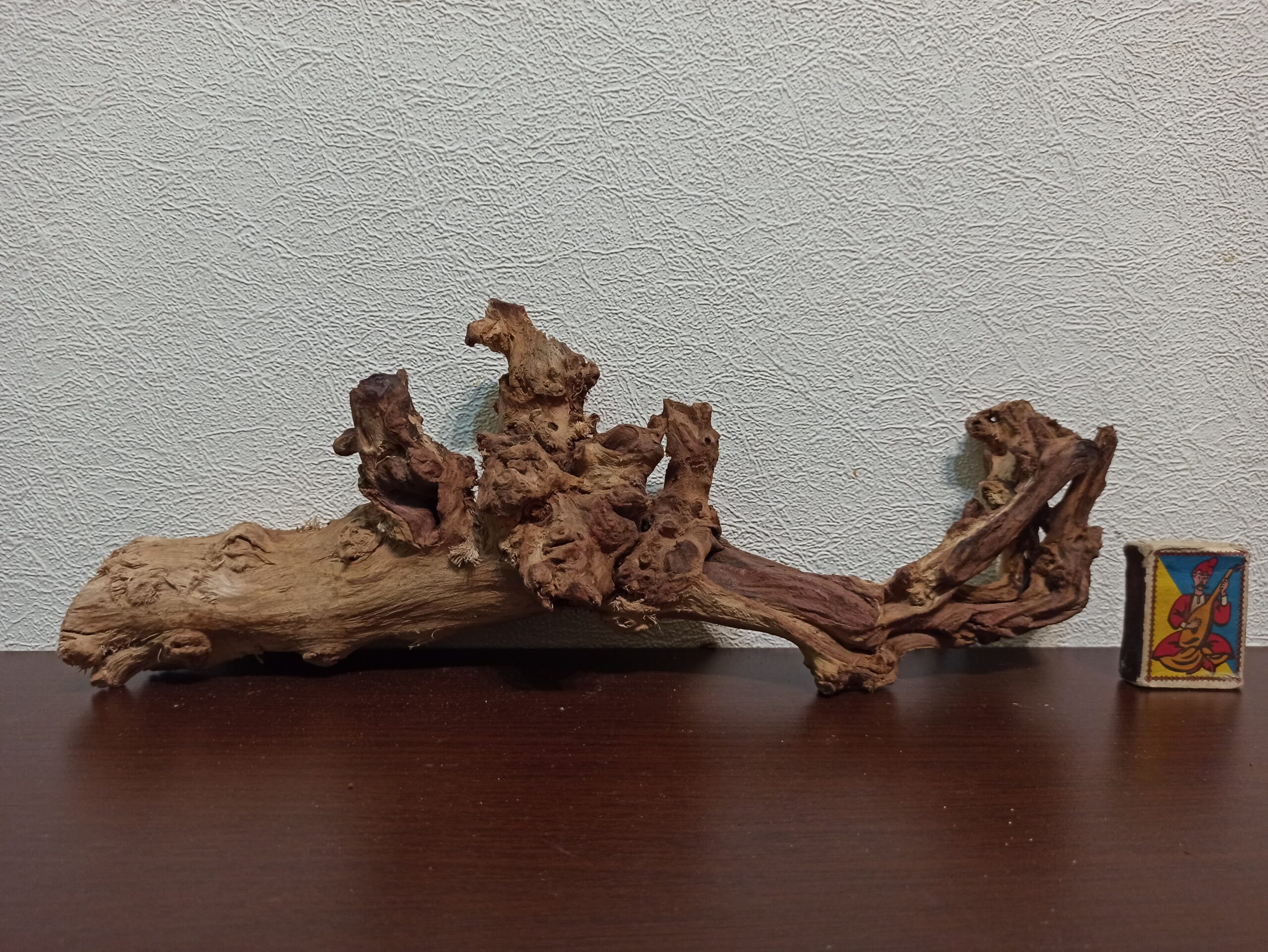 Коряга декор для акваріума # 76. Кораловий корінь. Ціна 440 грн.