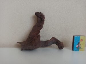 Коряга декор для акваріума # 4. Кораловий корінь. Ціна 220 грн.