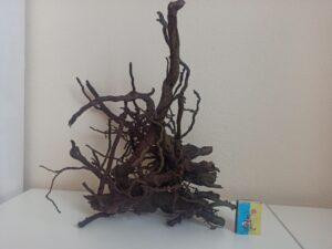 Коряга декор для акваріума # 80. Смородина. Ціна 465 грн.