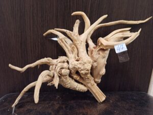 Композиція з коряг для акваріума #6. Азалія. Ціна 655 грн.