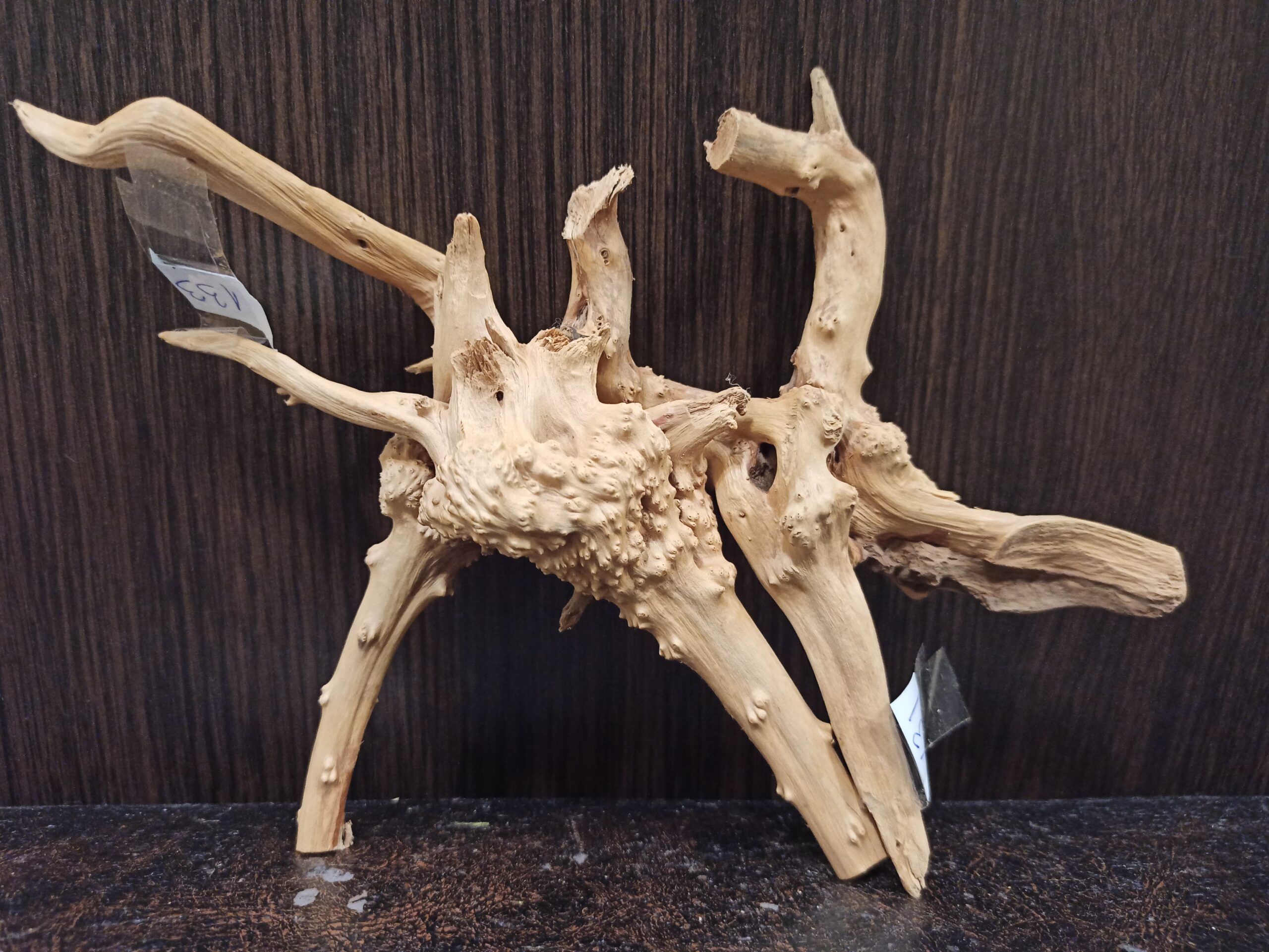 Композиція з коряг для акваріума #8. Азалія. Ціна 290 грн.