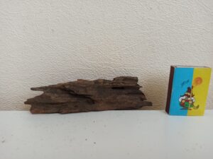 Коряга декор для акваріума # 118. Кораловий корінь. Ціна 65 грн.