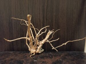 Композиція з коряг для акваріума #2. Азалія. Ціна 320 грн.