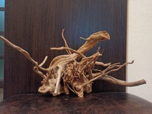 Композиція з коряг для акваріума #16. Азалія. Ціна 950 грн.