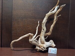 Композиція з коряг для акваріума #28. Азалія. Ціна 450 грн.