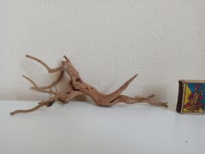 Коряга декор для акваріума # 25. Азалія. Ціна 130 грн.