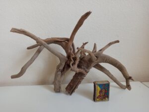 Композиція з коряг для акваріума #8. Азалія. Ціна 340 грн.