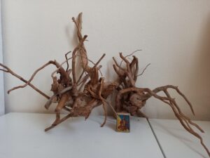 Композиція з коряг для акваріума #9. Азалія. Ціна 1200 грн.