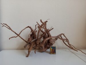 Композиція з коряг для акваріума #12. Азалія. Ціна 740 грн.