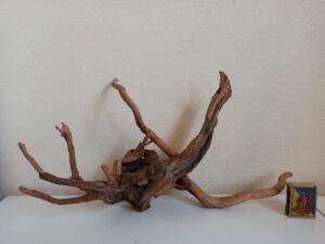 Композиція з коряг для акваріума #14. Азалія. Ціна 430 грн.