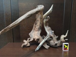 Композиція з коряг для акваріума #15. Кораловий корінь. Ціна 960 грн