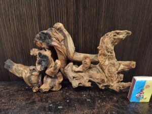Композиція з коряг для акваріума #6. Кораловий корінь. Ціна 445 грн.