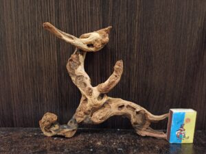Коряга декор для акваріума # 108. Кораловий корінь. Ціна 220 грн.