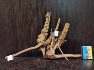 Композиція з коряг для акваріума #2. Азалія. Ціна 275 грн.