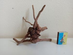 Коряга декор для акваріума # 81. Азалія. Ціна 145 грн.