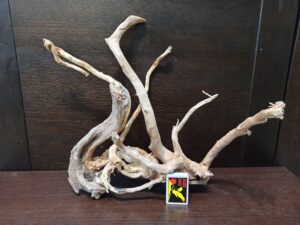 Композиція з коряг для акваріума #28. Азалія. Ціна 540 грн.
