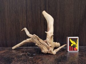 Коряга декор для акваріума # 61. Азалія. Ціна 190 грн.