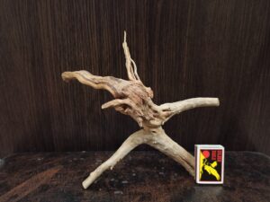 Коряга декор для акваріума # 69. Азалія. Ціна 220 грн.