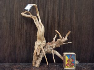Композиція з коряг для акваріума #9. Азалія. Ціна 230 грн.