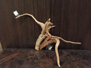 Композиція з коряг для акваріума #11. Азалія. Ціна 250 грн.