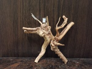 Композиція з коряг для акваріума #12. Азалія. Ціна 275 грн.