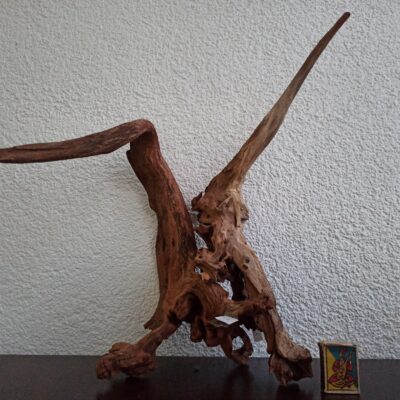 Композиція з коряг для акваріума #6. Кораловий корінь. Ціна 940 грн.