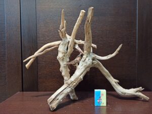 Композиція з коряг для акваріума #9. Азалія. Ціна 790 грн.